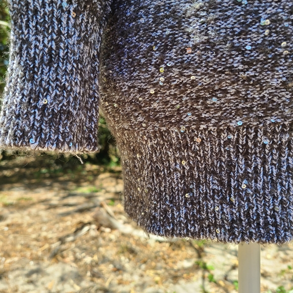 White House Black Market V-Neck Sequin Tunic Knit Sweater - Picture 4 of 8